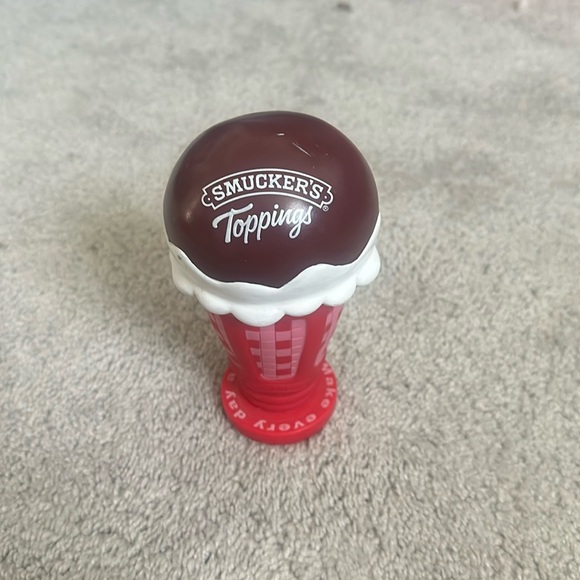 Smucker’s ice cream bank - Picture 1 of 4